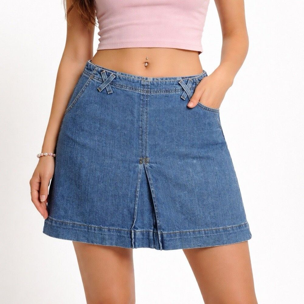 Levis Womens Denim Cavalry Skirt Size 10 Blue Pleated Y2K Preppy Cute Cotton